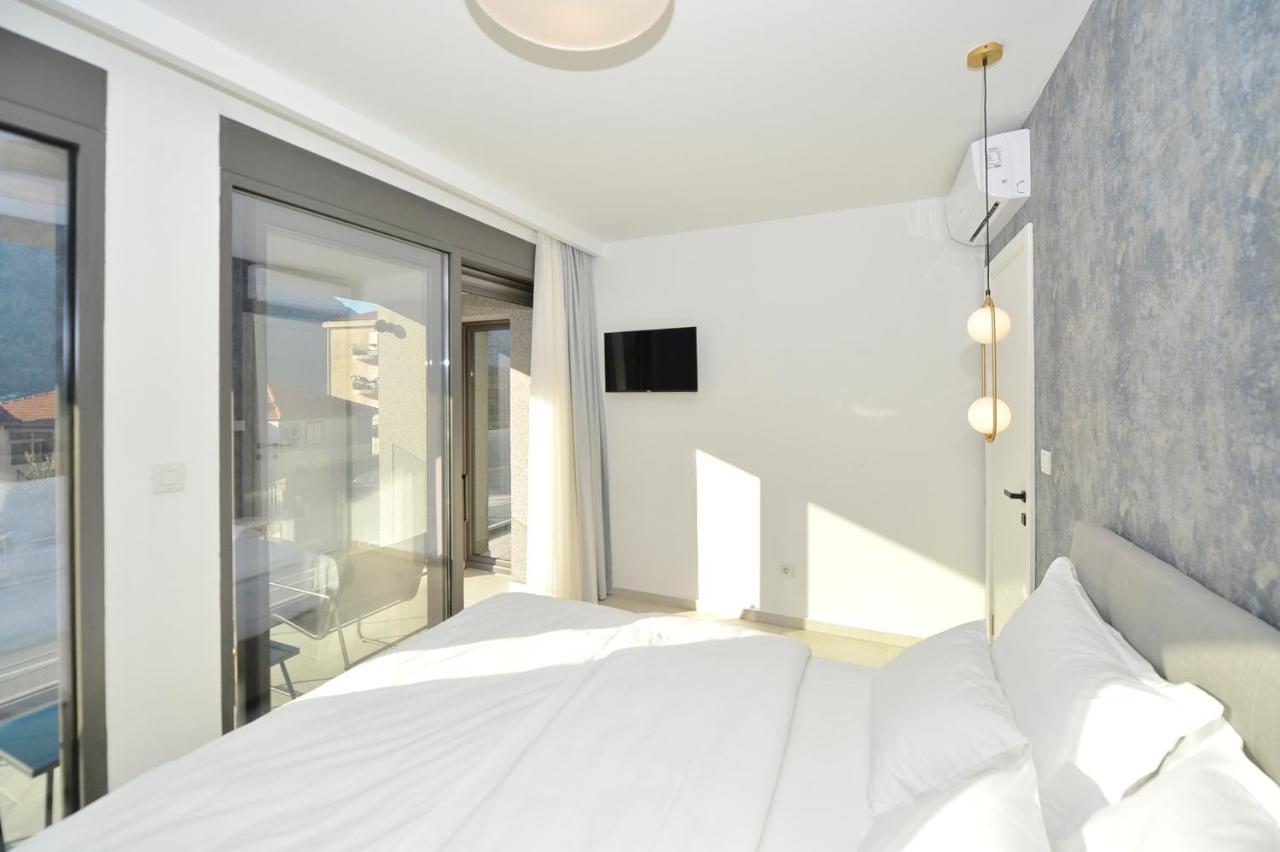 Solaris Lux Apartments Kotor Exterior photo